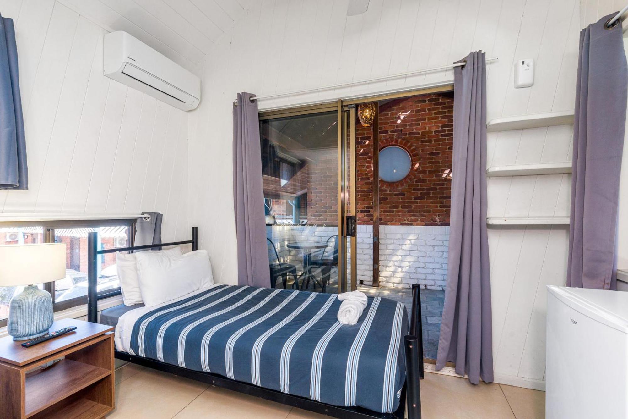 Aquarius Backpackers Resort 바이런베이 외부 사진