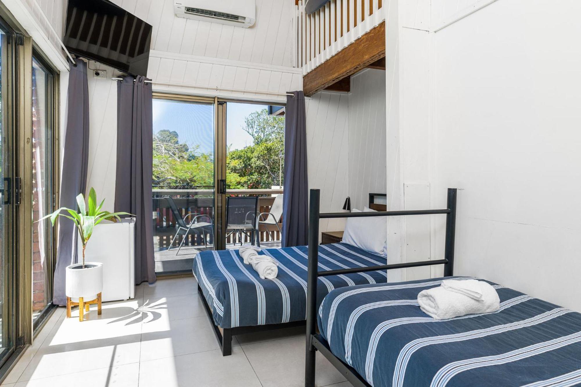 Aquarius Backpackers Resort 바이런베이 외부 사진