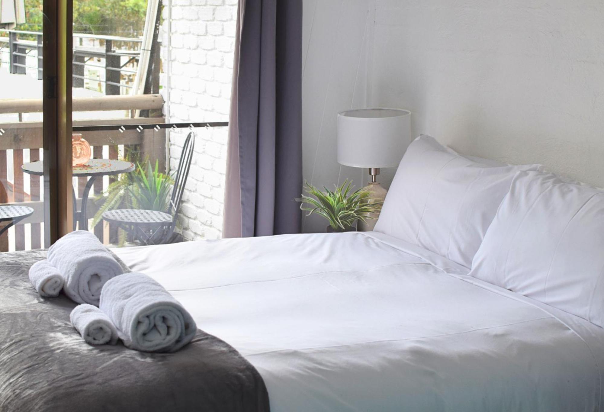 Aquarius Backpackers Resort 바이런베이 외부 사진