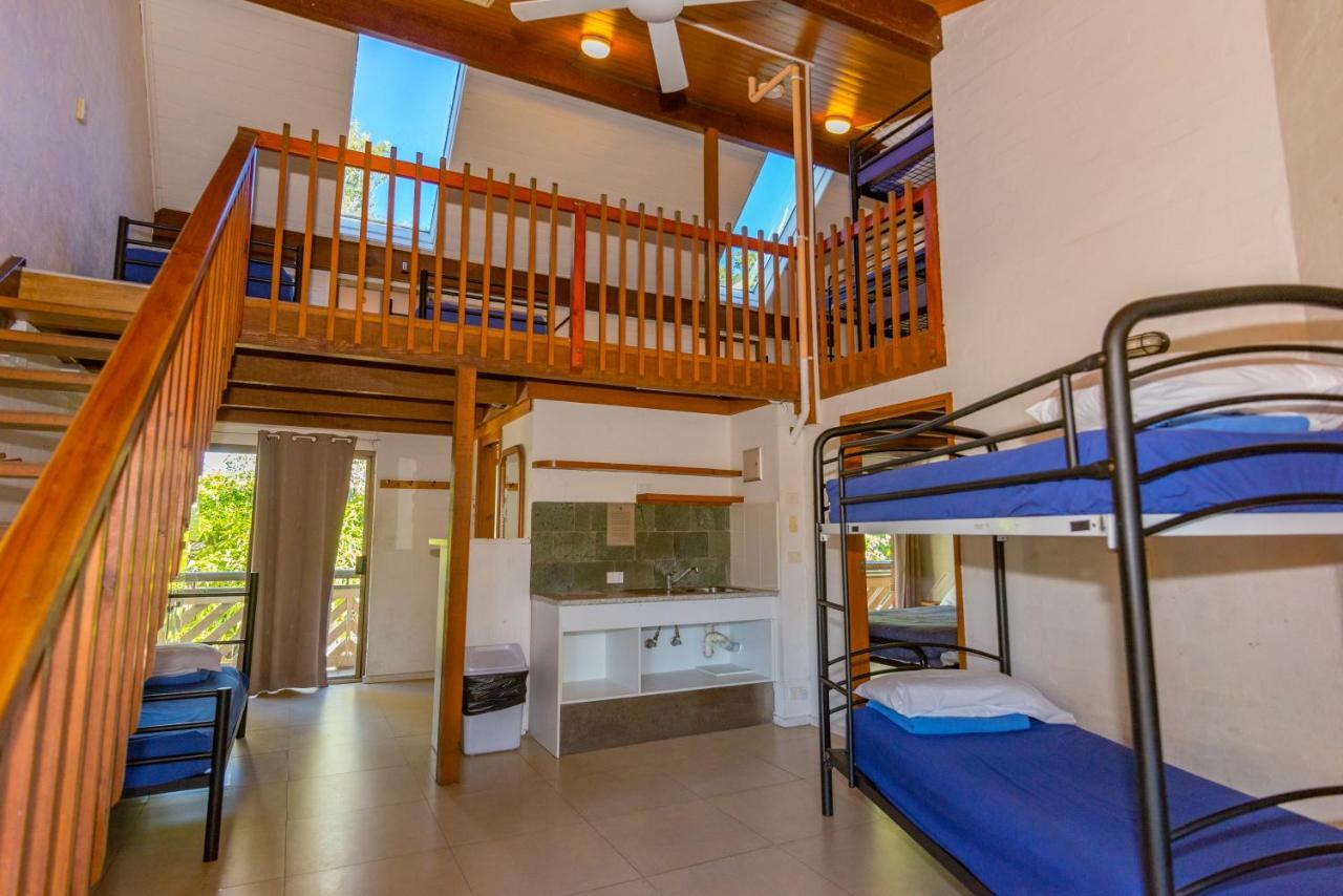 Aquarius Backpackers Resort 바이런베이 외부 사진